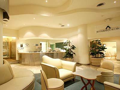 Hotel Plaza Del Arco -